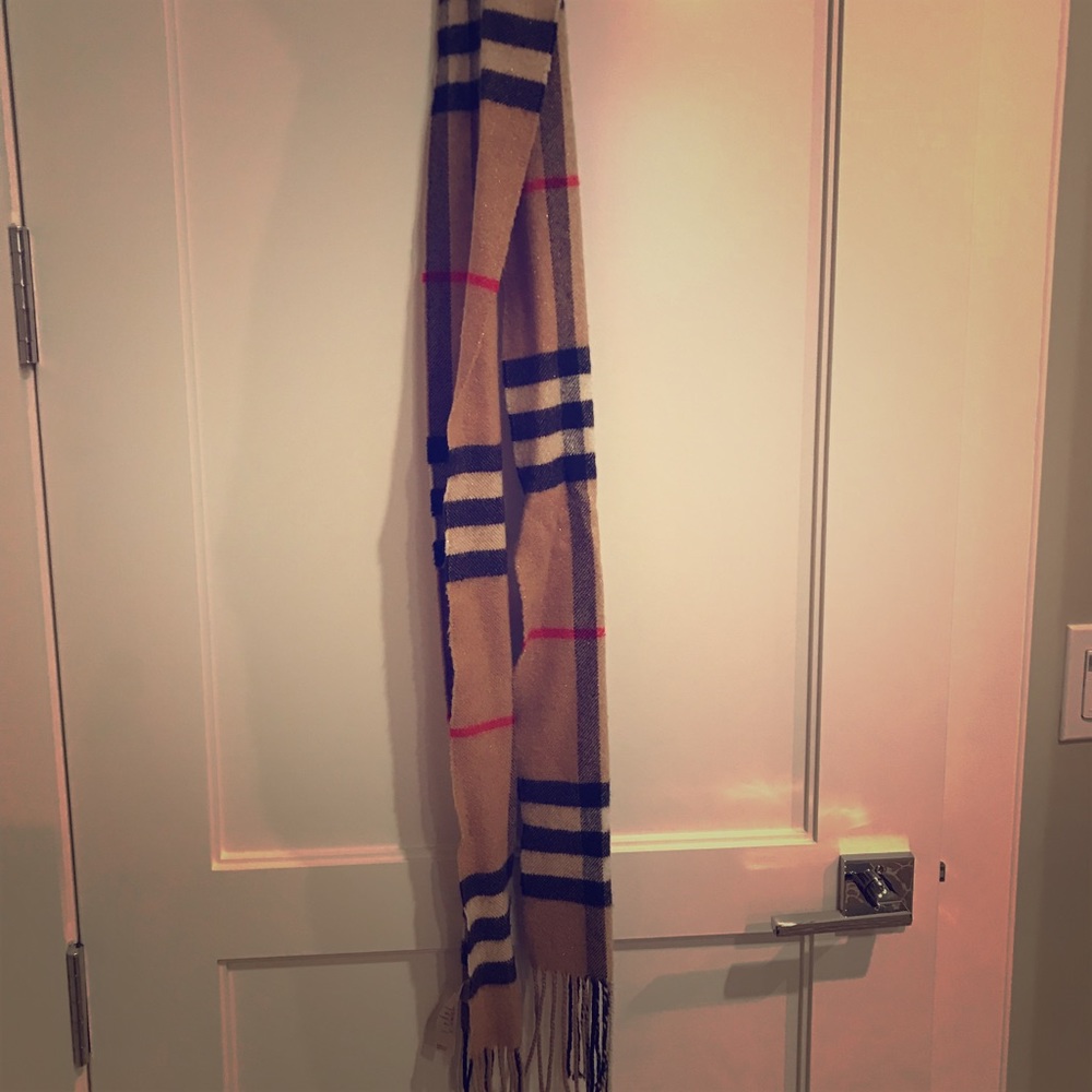 Burberry scarf
